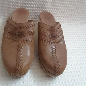 UGG  mules shearling slip ons